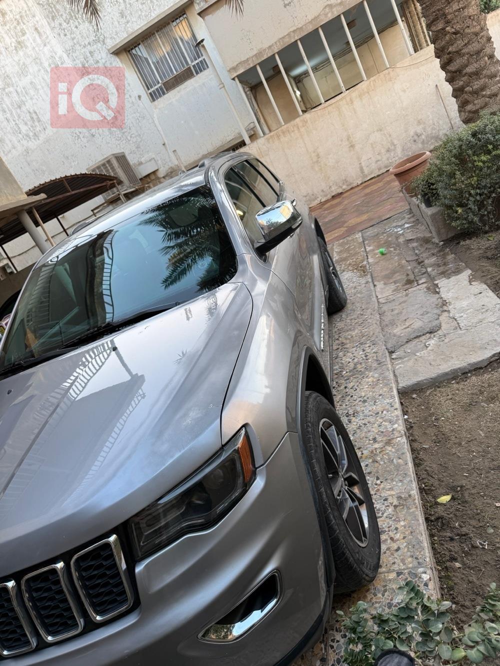 جيب جراند شيروكي